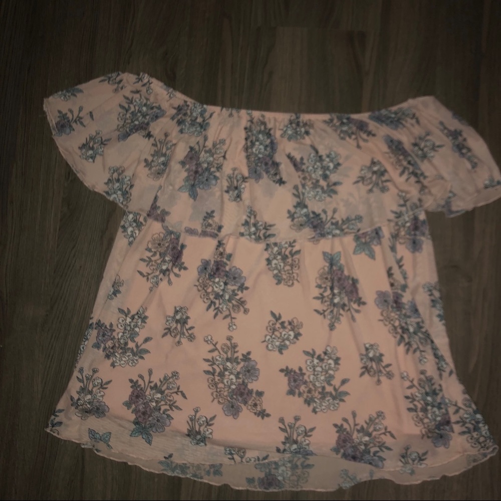 Pink flowy flower top